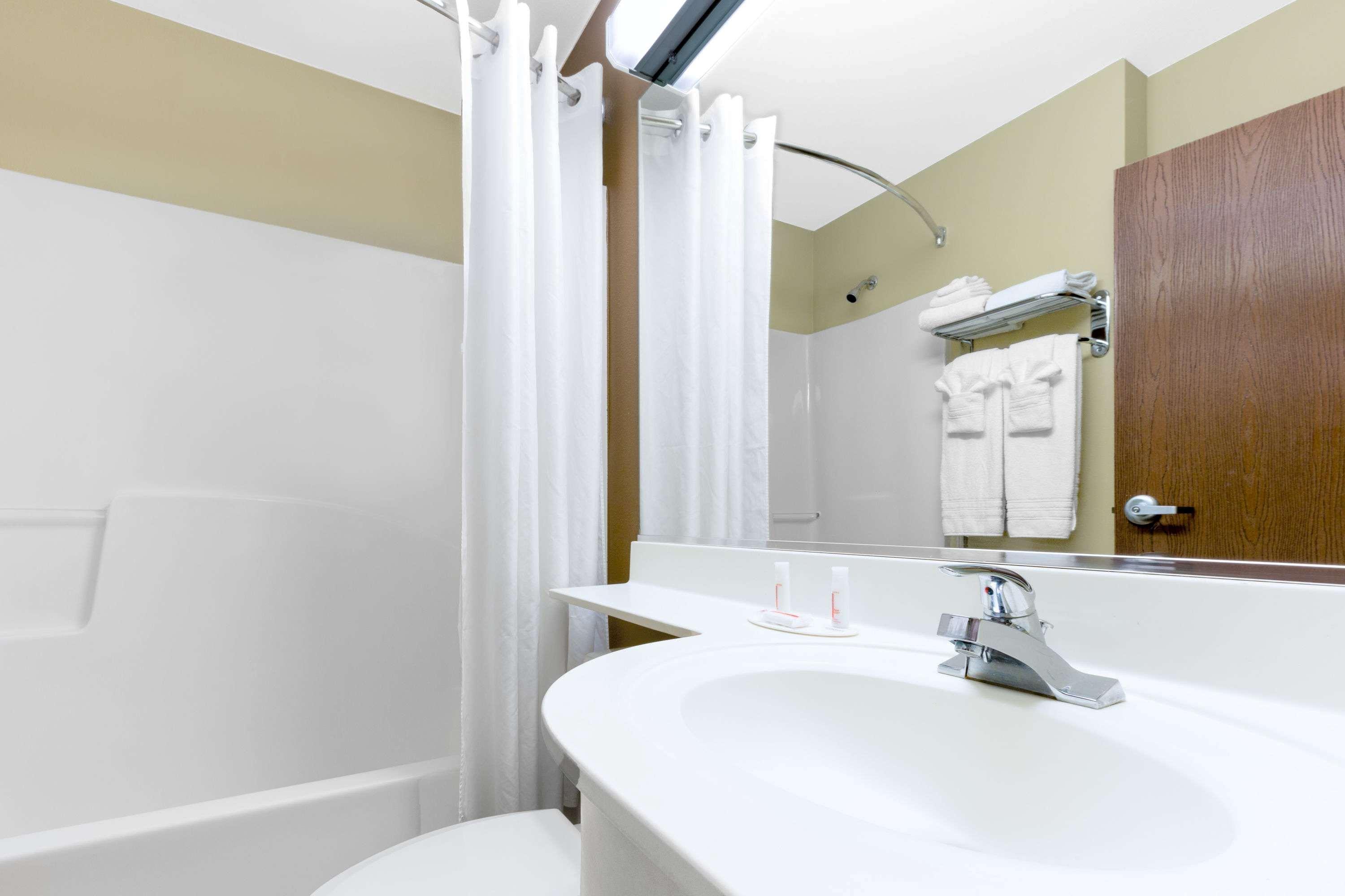 Microtel Inn & Suites By Wyndham Ozark Ngoại thất bức ảnh